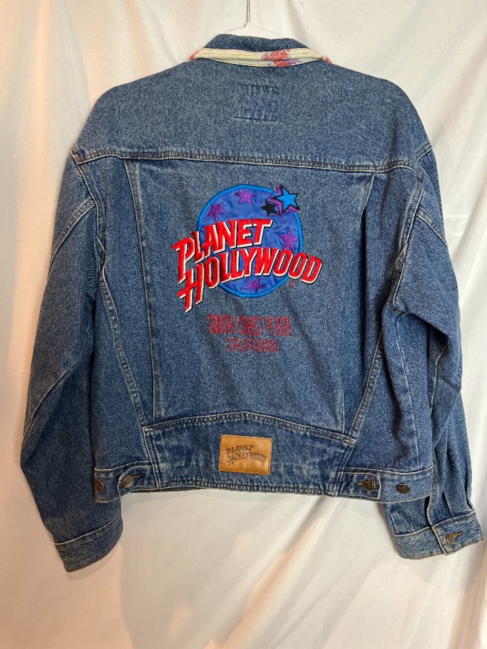Vintage Planet Hollywood embroidered Jean Jacket Size M